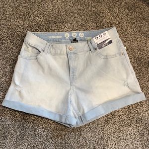 Women’s jean shorts